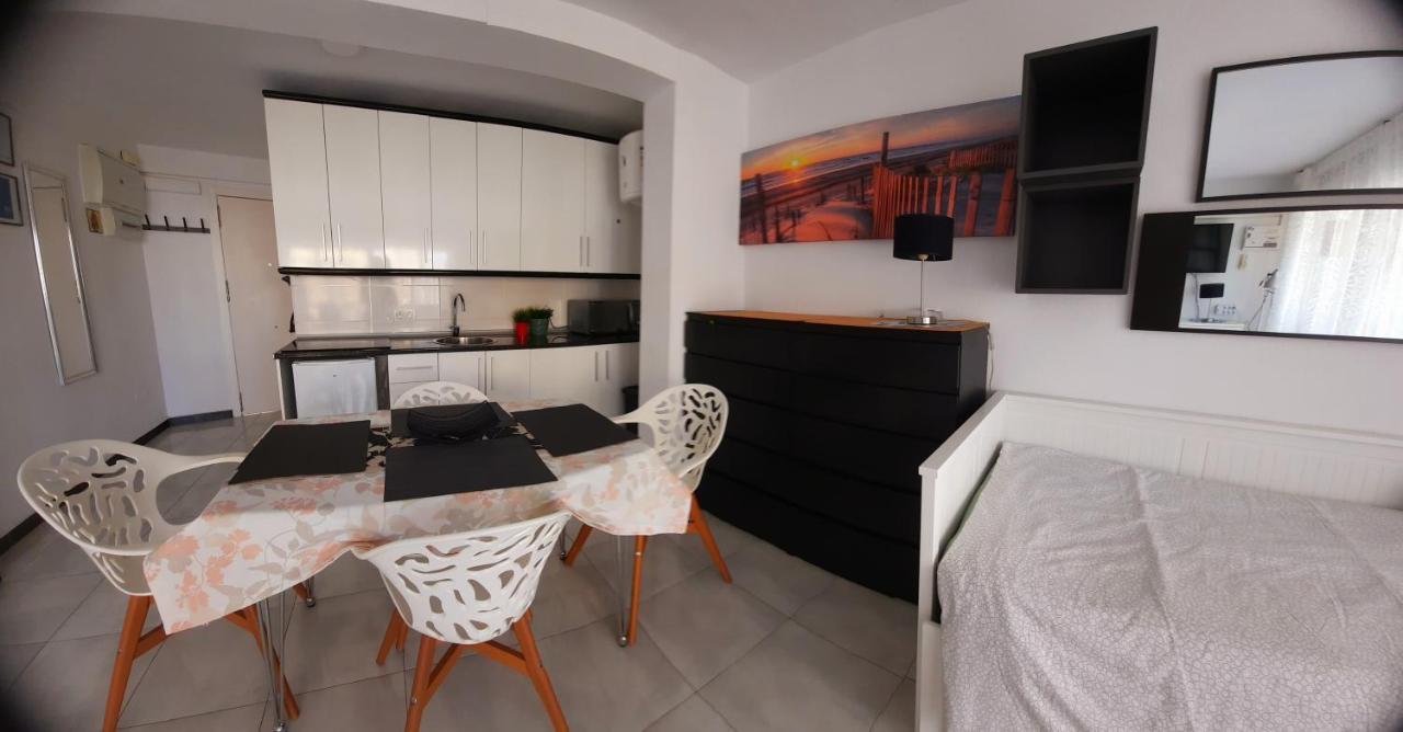 Happy Loix Apartamento Wifi Aa Benidorm Exterior photo