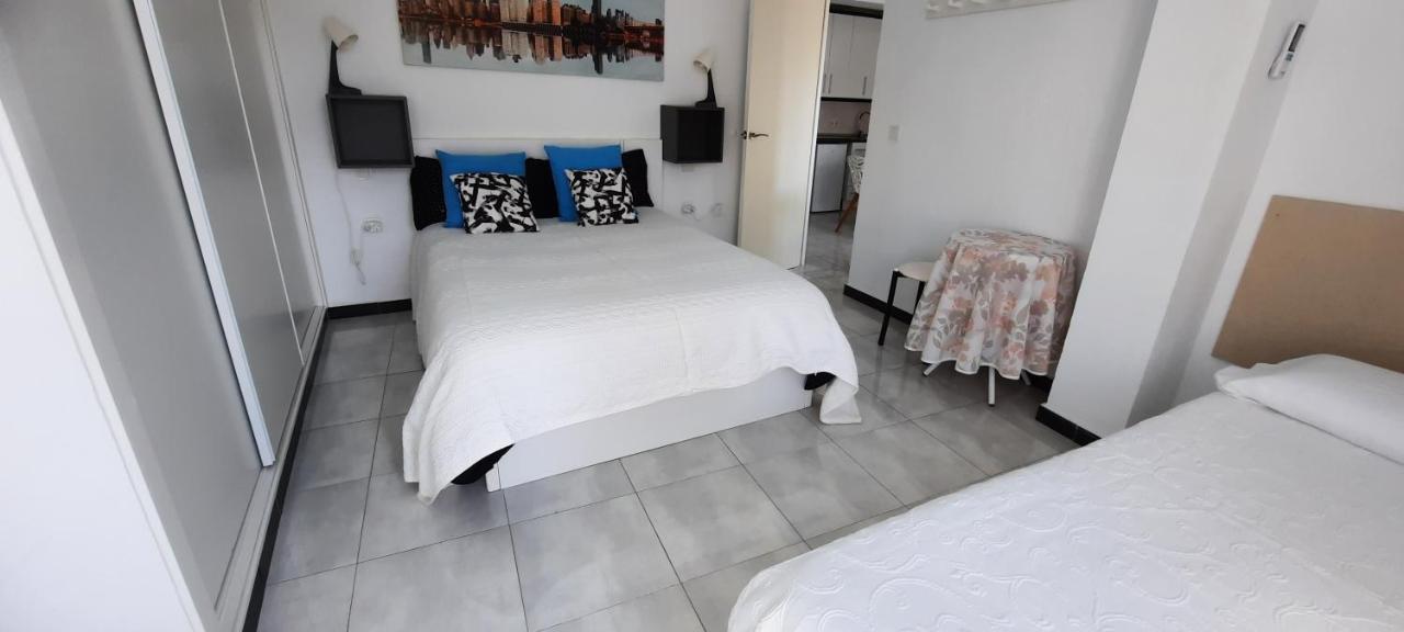Happy Loix Apartamento Wifi Aa Benidorm Exterior photo